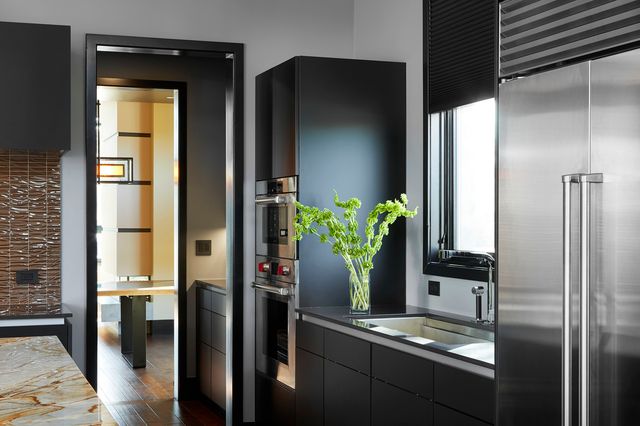 6505 N Knox Avenue, Lincolnwood, IL 60645