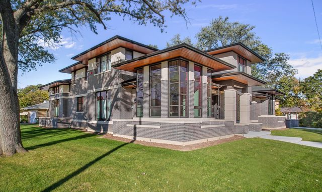 6505 N Knox Avenue, Lincolnwood, IL 60645