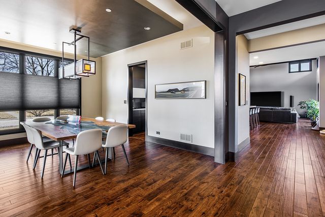 6505 N Knox Avenue, Lincolnwood, IL 60645