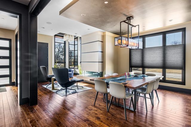 6505 N Knox Avenue, Lincolnwood, IL 60645