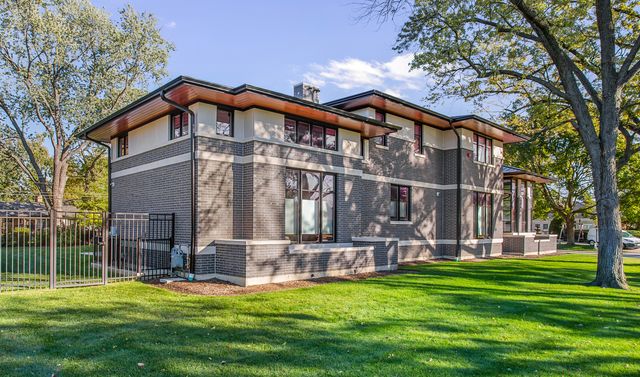 6505 N Knox Avenue, Lincolnwood, IL 60645