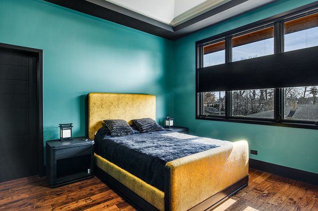 6505 N Knox Avenue, Lincolnwood, IL 60645