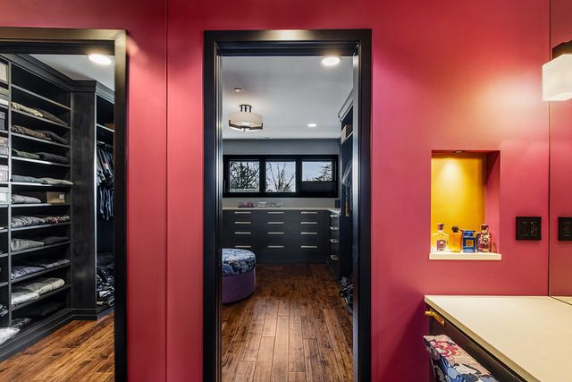 6505 N Knox Avenue, Lincolnwood, IL 60645