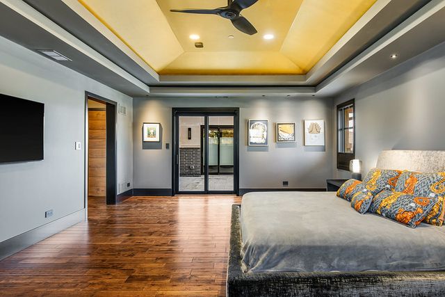 6505 N Knox Avenue, Lincolnwood, IL 60645