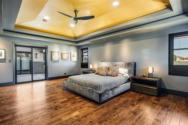 6505 N Knox Avenue, Lincolnwood, IL 60645