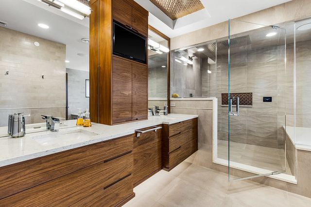 6505 N Knox Avenue, Lincolnwood, IL 60645