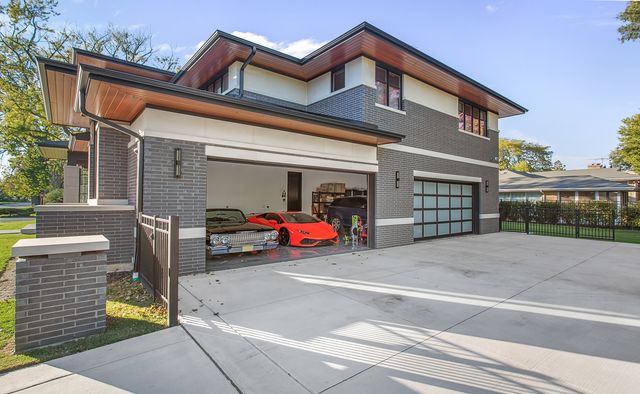 6505 N Knox Avenue, Lincolnwood, IL 60645