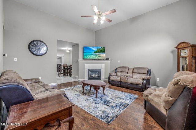 7255 Lucia Lane, Walls, MS 38680