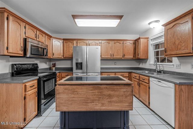 7255 Lucia Lane, Walls, MS 38680