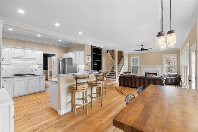 805 Freemanwood Lane, Milton, GA 30004