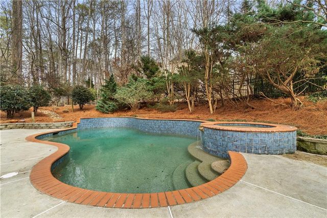 805 Freemanwood Lane, Milton, GA 30004