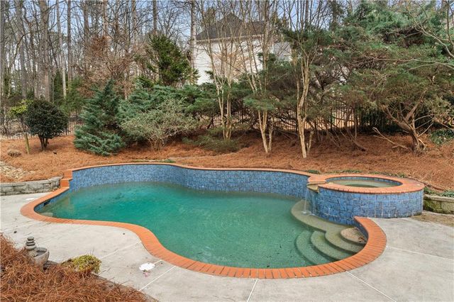 805 Freemanwood Lane, Milton, GA 30004