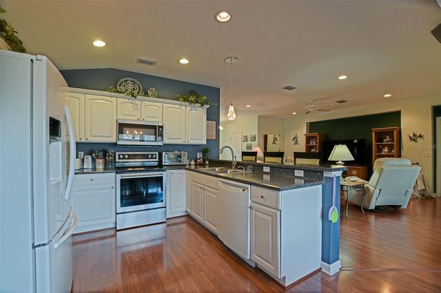 13875 SE 94TH AVENUE, Summerfield, FL 34491