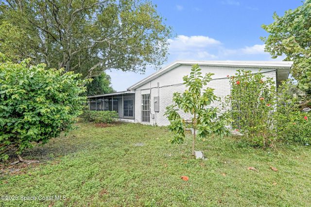 676 Thomas Jefferson Lane, Melbourne, FL 32904