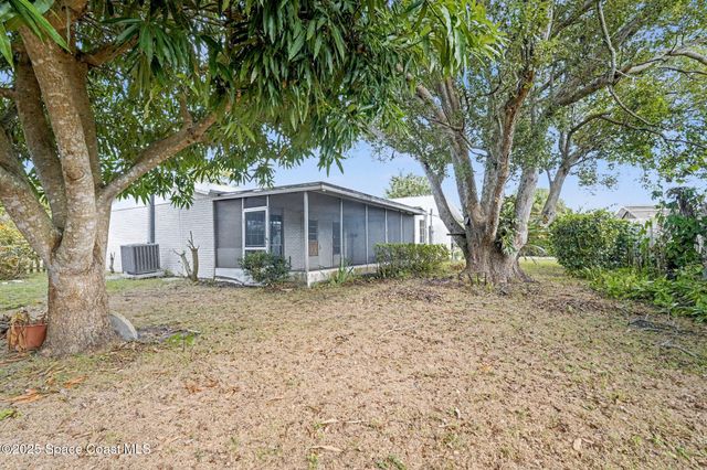 676 Thomas Jefferson Lane, Melbourne, FL 32904