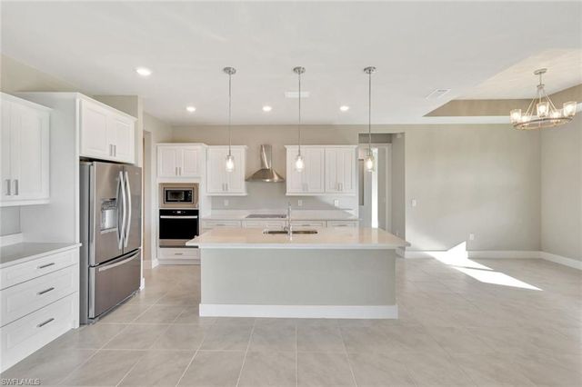 2721 SW 11th AVE, Cape Coral, FL 33914
