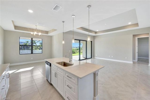 2721 SW 11th AVE, Cape Coral, FL 33914