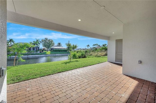 2721 SW 11th AVE, Cape Coral, FL 33914