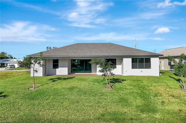 2721 SW 11th AVE, Cape Coral, FL 33914