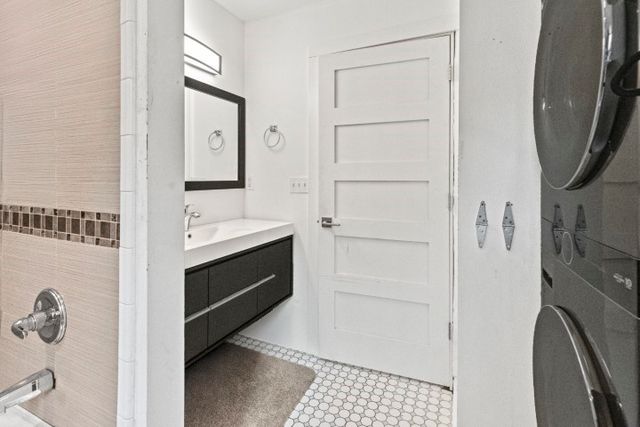 503 Girard Street, Flippin, AR 72634