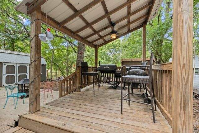 503 Girard Street, Flippin, AR 72634