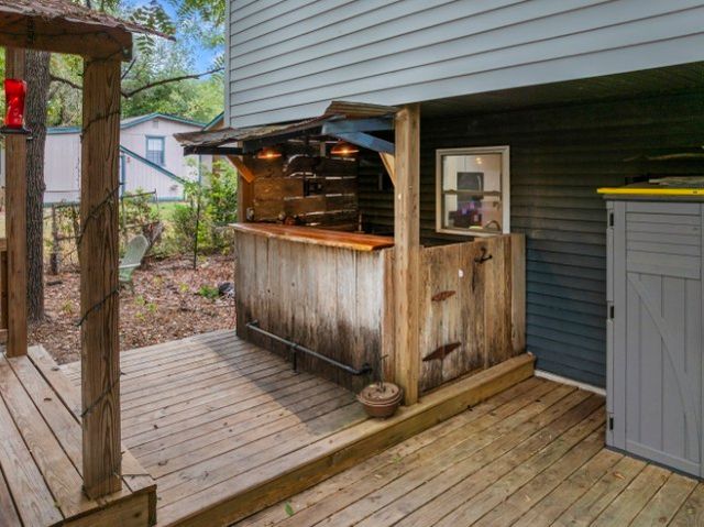 503 Girard Street, Flippin, AR 72634