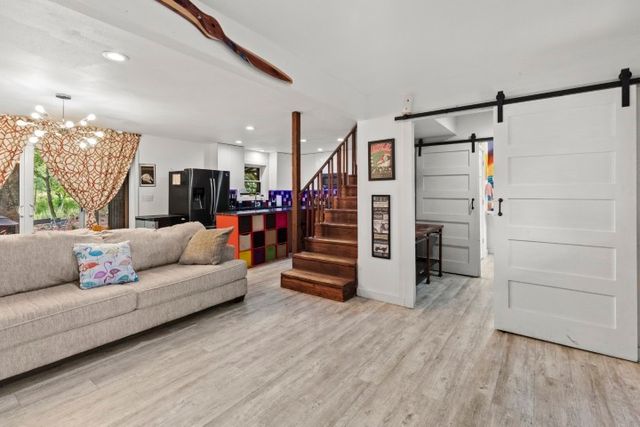 503 Girard Street, Flippin, AR 72634