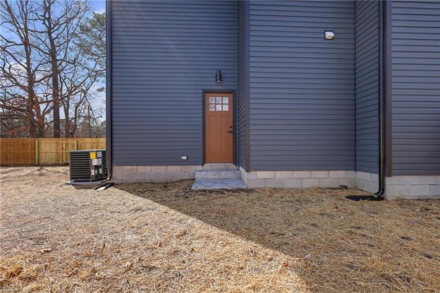 110 Jordan AVE, Suffolk, VA 23434