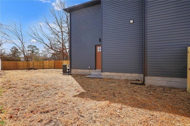 110 Jordan AVE, Suffolk, VA 23434