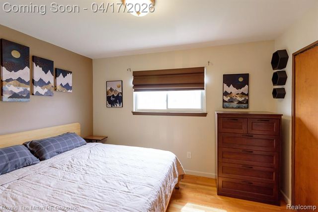 34227 Rosslyn Street, Westland, MI 48185