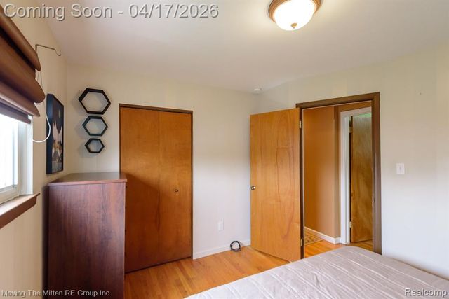 34227 Rosslyn Street, Westland, MI 48185