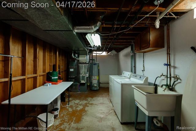 34227 Rosslyn Street, Westland, MI 48185