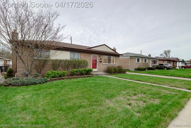 34227 Rosslyn Street, Westland, MI 48185