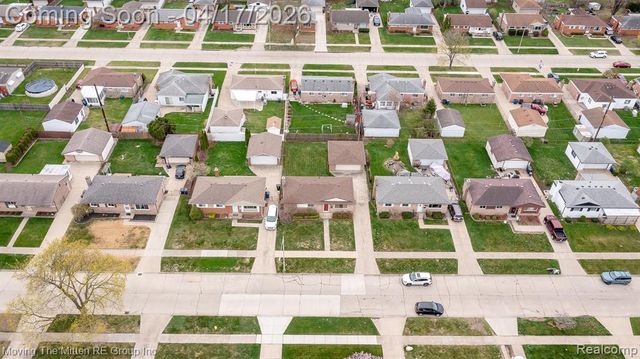 34227 Rosslyn Street, Westland, MI 48185