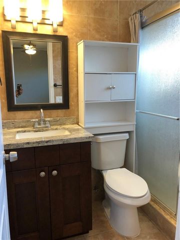 2016 NE 17th Court 11, Fort Lauderdale, FL 33305