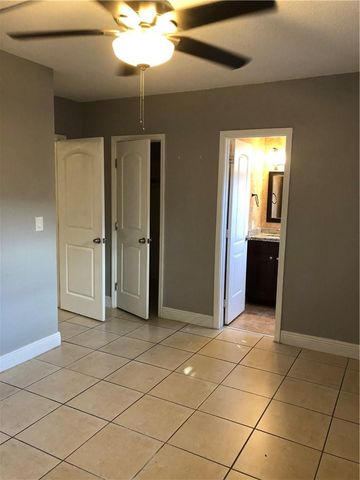 2016 NE 17th Court 11, Fort Lauderdale, FL 33305