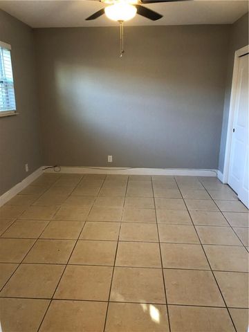 2016 NE 17th Court 11, Fort Lauderdale, FL 33305