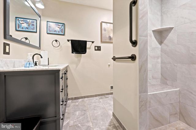 1105 CLARK RD, Glenside, PA 19038
