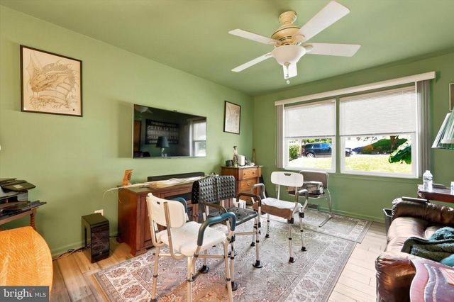 1105 CLARK RD, Glenside, PA 19038