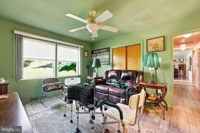 1105 CLARK RD, Glenside, PA 19038