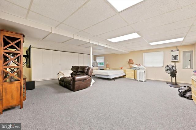 1105 CLARK RD, Glenside, PA 19038