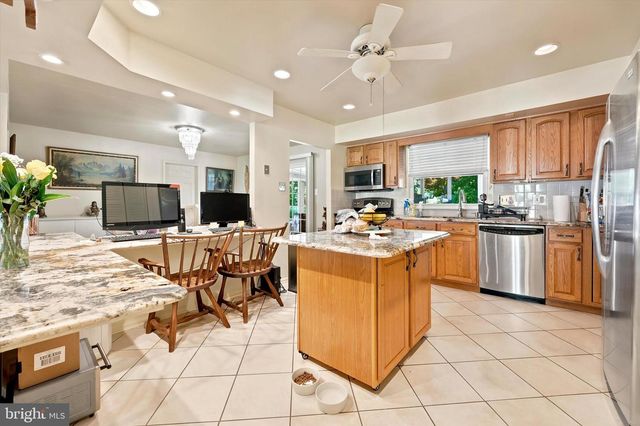 1105 CLARK RD, Glenside, PA 19038