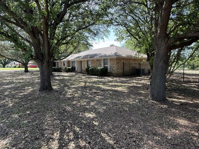 2921 Fladger Street, Denton, TX 76207