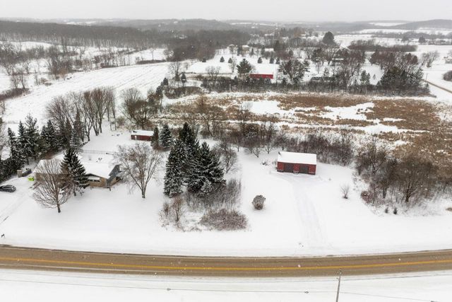 N1259 County Road P, Rubicon, WI 53078