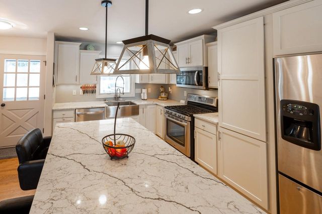 N1259 County Road P, Rubicon, WI 53078