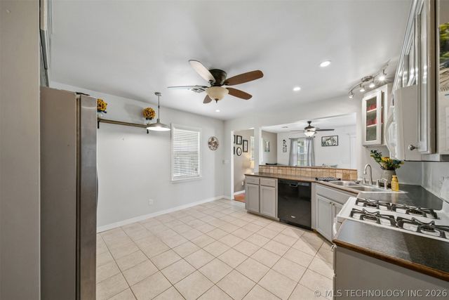 521 S Normal Avenue, Claremore, OK 74017