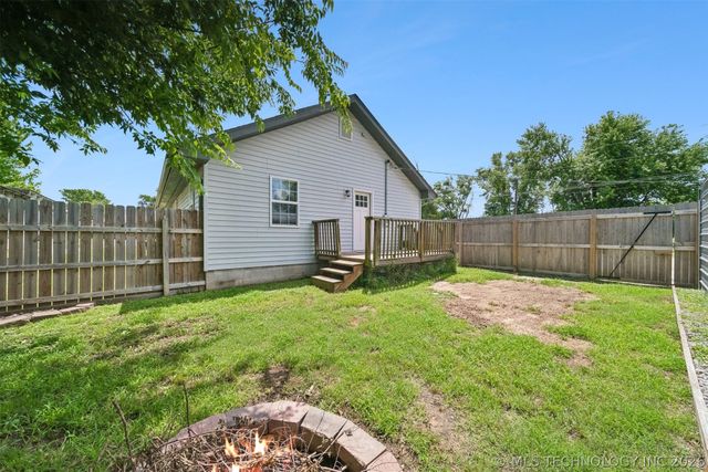 521 S Normal Avenue, Claremore, OK 74017