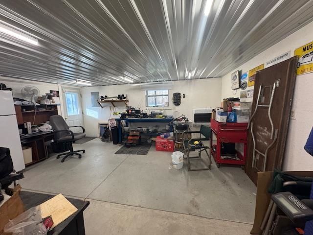 2520 S Blodgett, Lake City, MI 49651