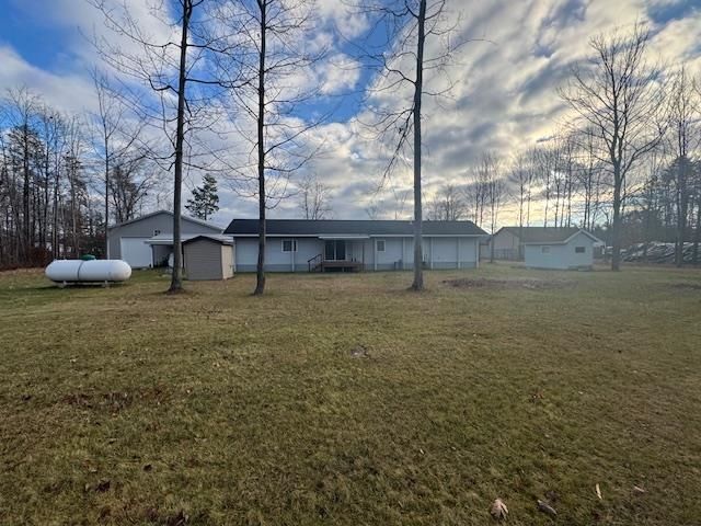 2520 S Blodgett, Lake City, MI 49651