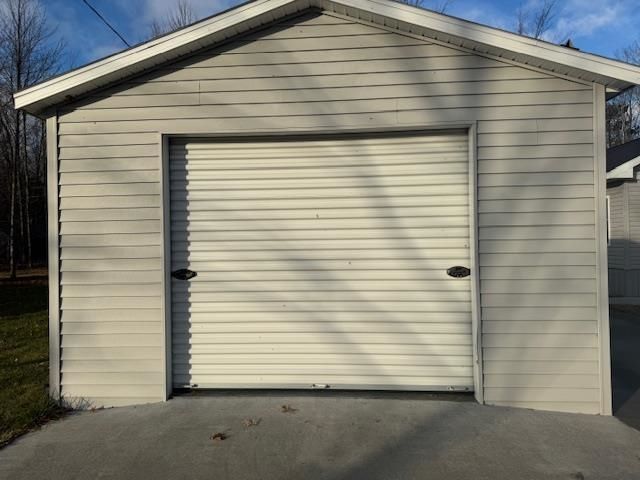 2520 S Blodgett, Lake City, MI 49651